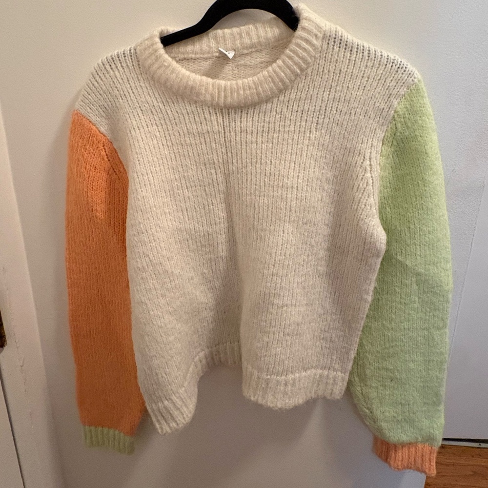 Block white and pastel colour sweater